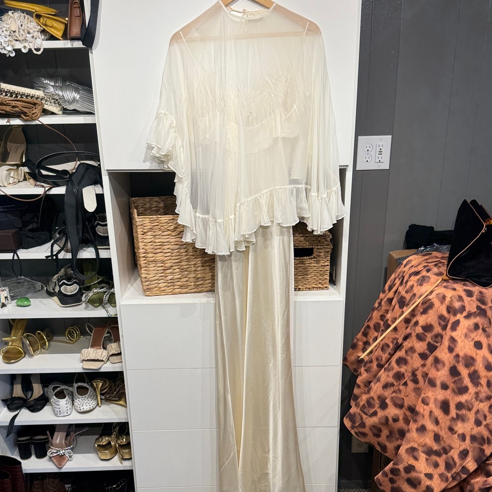 Ivory Ruffled Silk Dress with Sheer Cape - Picture 8 of 9